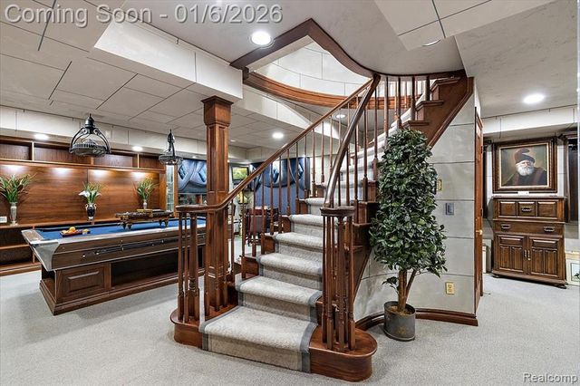 7310 Sandy Creek Lane, Bloomfield Hills, MI 48301