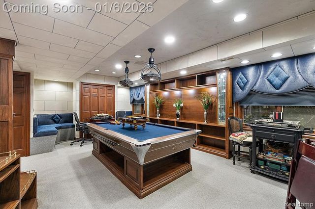 7310 Sandy Creek Lane, Bloomfield Hills, MI 48301