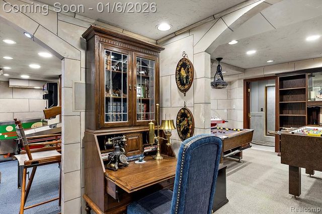 7310 Sandy Creek Lane, Bloomfield Hills, MI 48301