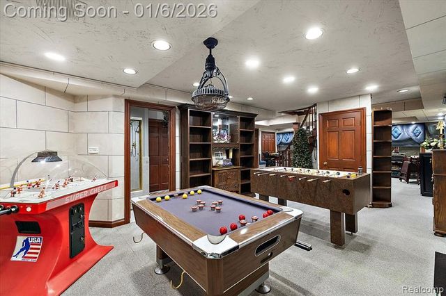 7310 Sandy Creek Lane, Bloomfield Hills, MI 48301