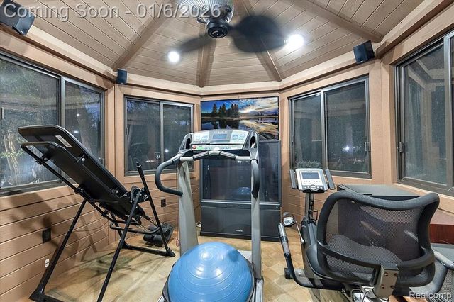 7310 Sandy Creek Lane, Bloomfield Hills, MI 48301