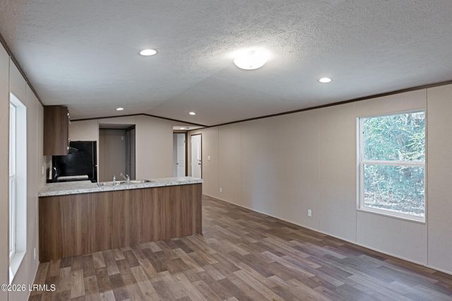 20 Crystal Street, Seabrook, SC 29940