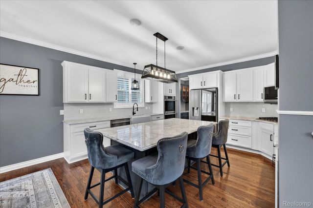 744 Constitution Street, Canton Charter Township, MI 48188