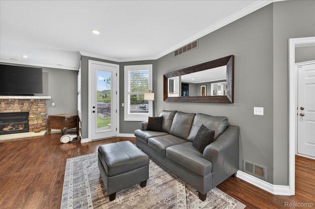 744 Constitution Street, Canton Charter Township, MI 48188