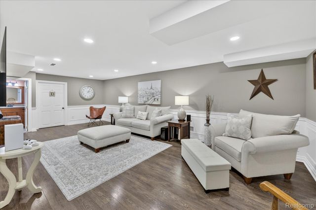 744 Constitution Street, Canton Charter Township, MI 48188