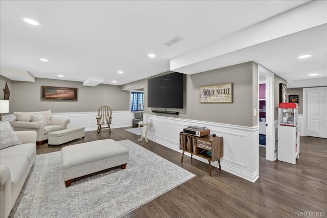 744 Constitution Street, Canton Charter Township, MI 48188