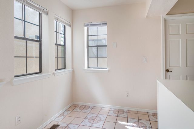 2908 Candelita Court NE, Albuquerque, NM 87112