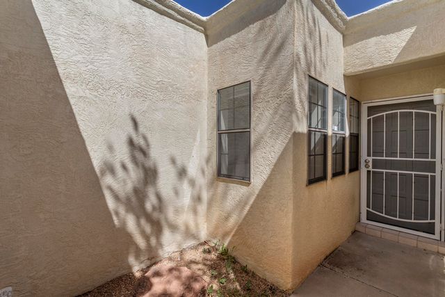 2908 Candelita Court NE, Albuquerque, NM 87112