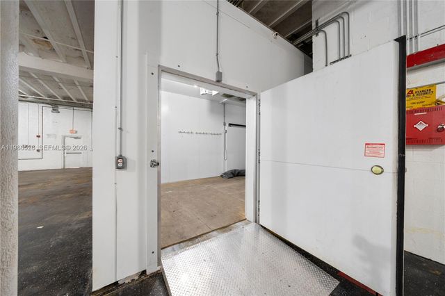 2585 NW 21st Ter, Miami, FL 33142