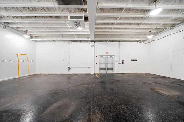 2585 NW 21st Ter, Miami, FL 33142