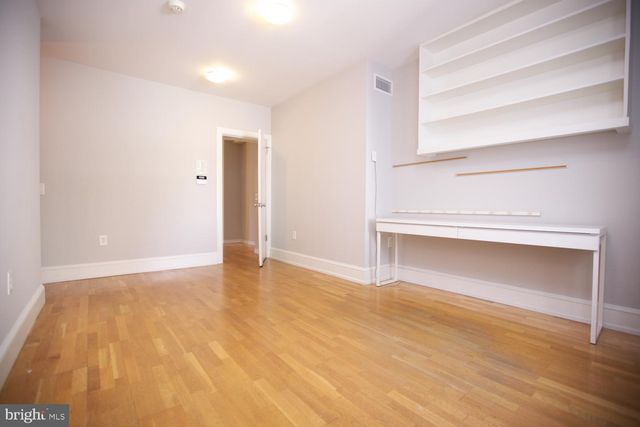 421 S 20TH ST, Philadelphia, PA 19146