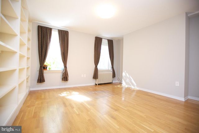 421 S 20TH ST, Philadelphia, PA 19146