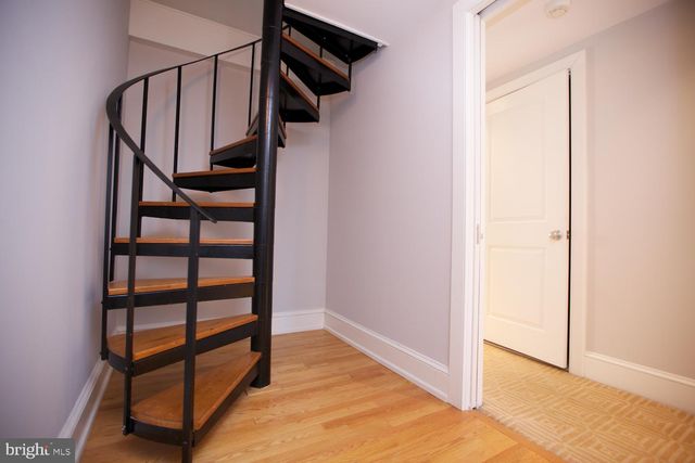 421 S 20TH ST, Philadelphia, PA 19146