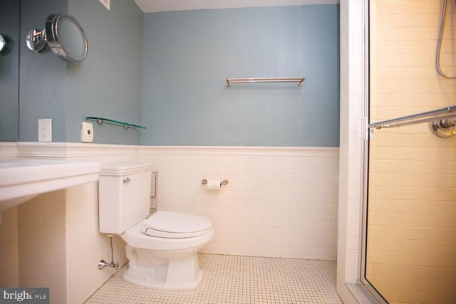 421 S 20TH ST, Philadelphia, PA 19146