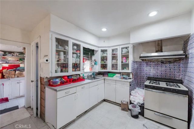 745 S Chapel Ave, Alhambra, CA 91801