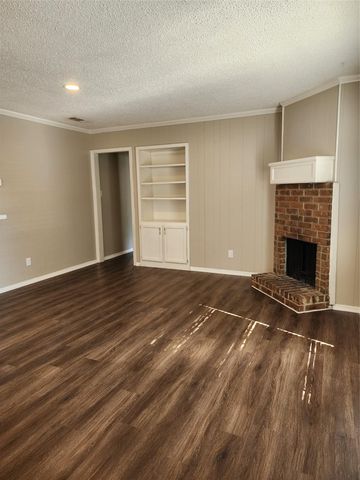 2806 Lovell DR B, Austin, TX 78723