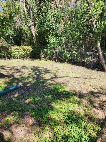 2806 Lovell DR B, Austin, TX 78723