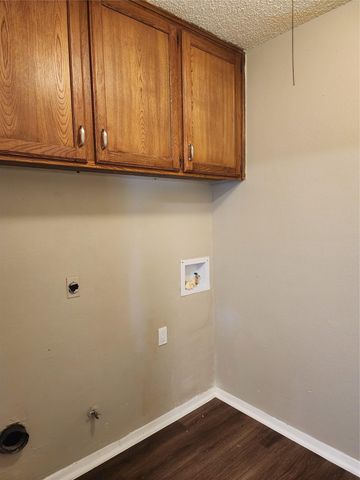 2806 Lovell DR B, Austin, TX 78723