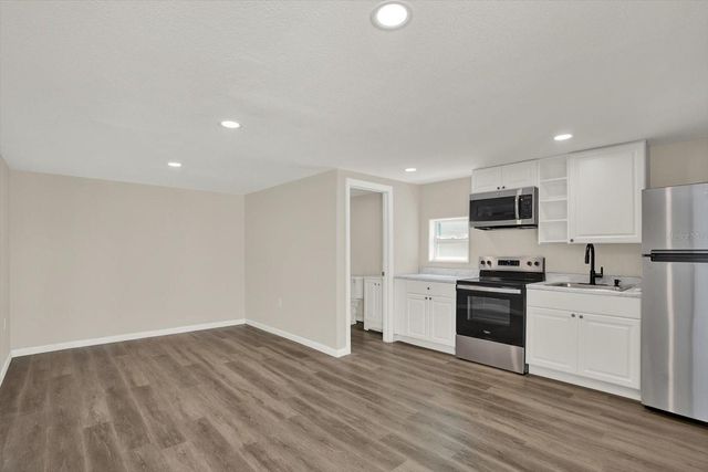 1621 7TH AVENUE N, St Petersburg, FL 33713