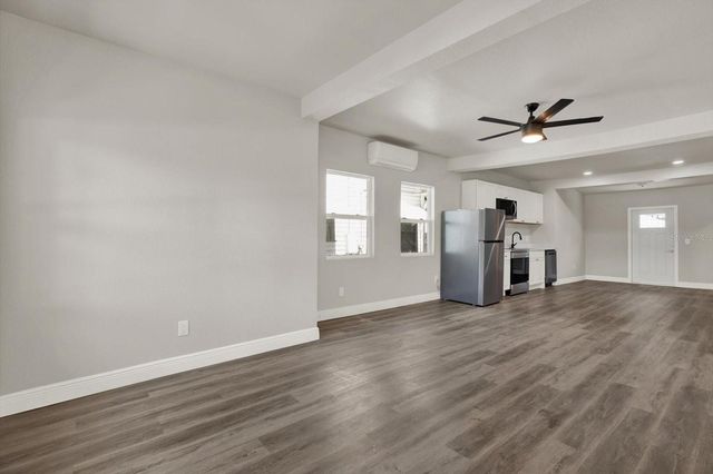 1621 7TH AVENUE N, St Petersburg, FL 33713