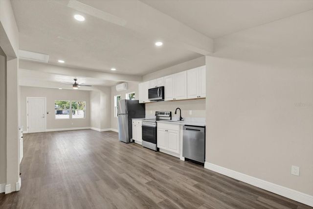 1621 7TH AVENUE N, St Petersburg, FL 33713