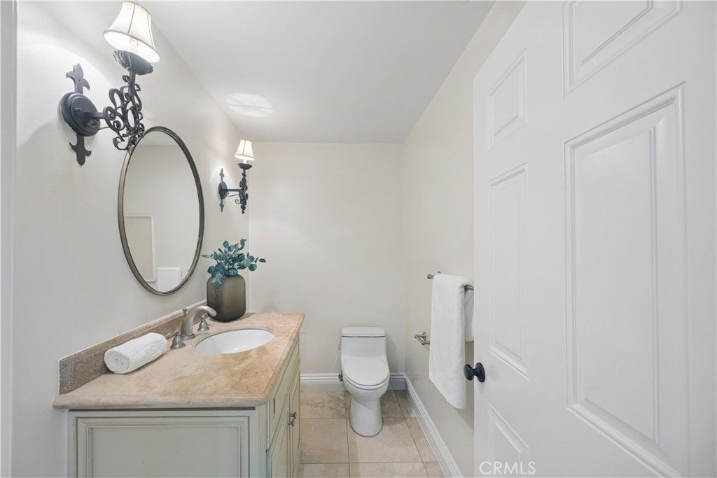Image 22 of property listing at 341 N June, Los Angeles, CA 90004