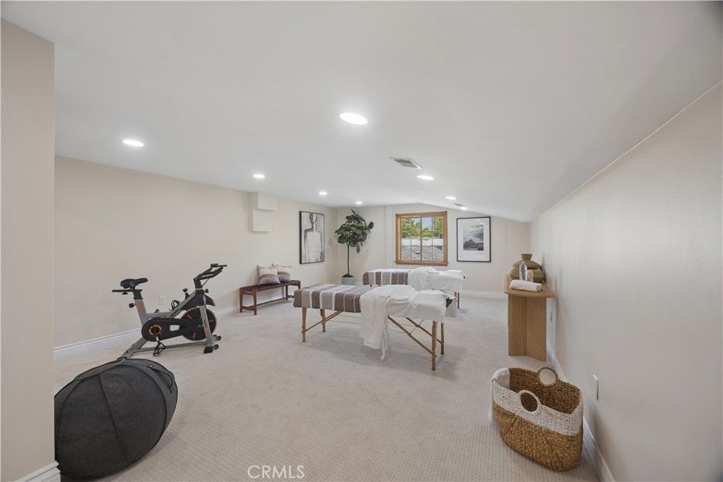 Image 38 of property listing at 341 N June, Los Angeles, CA 90004