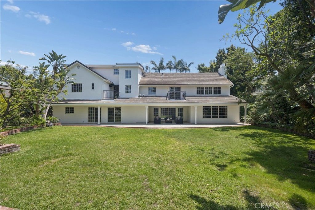 Image 52 of property listing at 341 N June, Los Angeles, CA 90004
