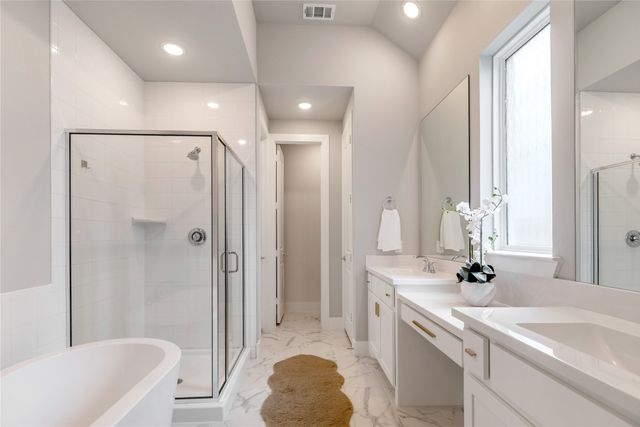 937 Rosebay Drive, Justin, TX 76247