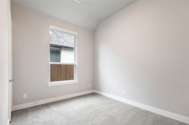 937 Rosebay Drive, Justin, TX 76247