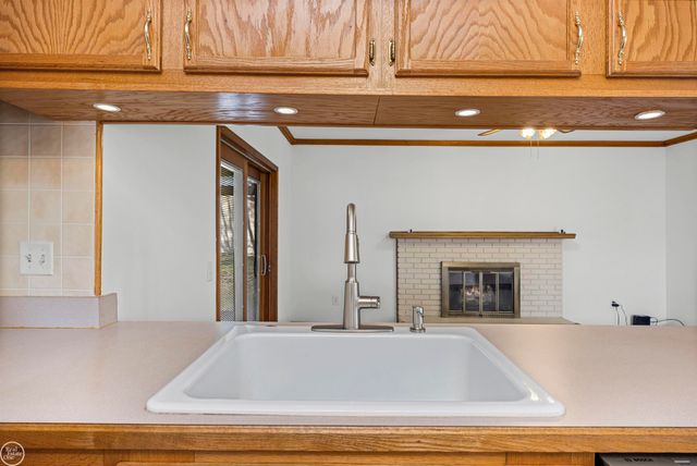 14833 Westpoint Drive, Sterling Heights, MI 48313