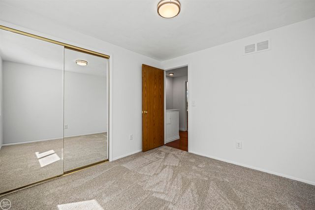 14833 Westpoint Drive, Sterling Heights, MI 48313