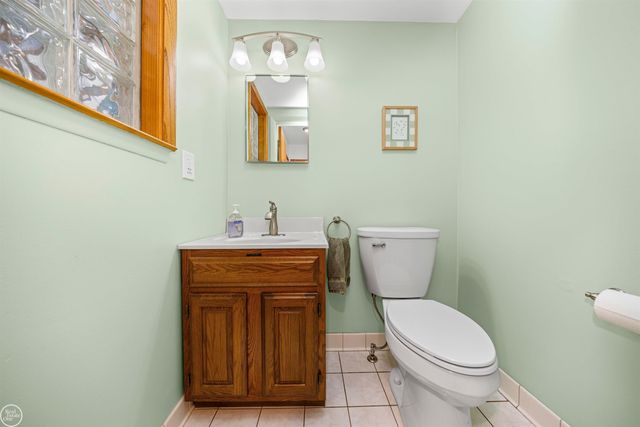 14833 Westpoint Drive, Sterling Heights, MI 48313