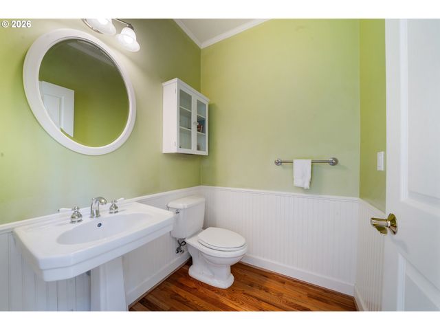 2940 SUMMIT TERRACE Dr, Eugene, OR 97405