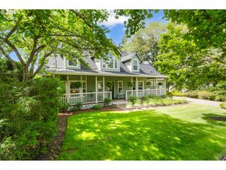 2940 SUMMIT TERRACE Dr, Eugene, OR 97405