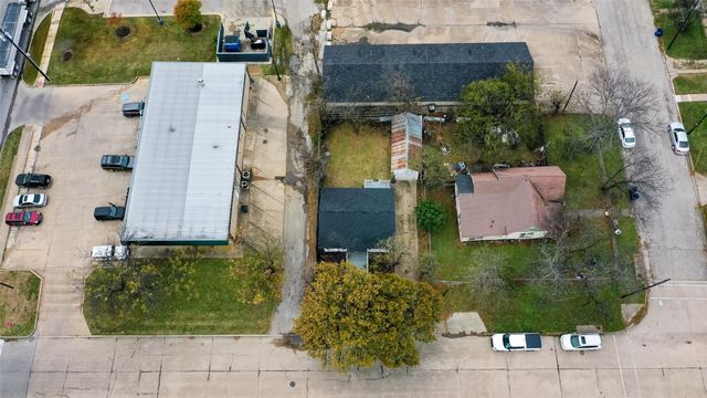 107 N Shawnee Street, Ennis, TX 75119