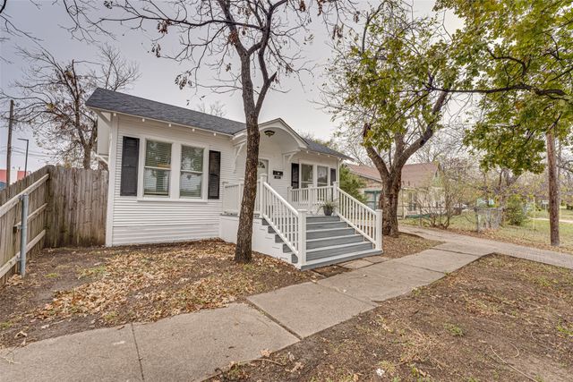 107 N Shawnee Street, Ennis, TX 75119