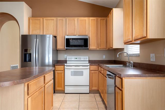 2410 SIWARD AVENUE, Orlando, FL 32828