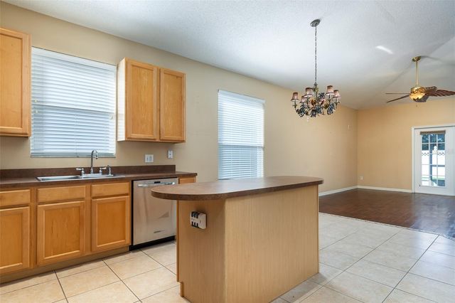 2410 SIWARD AVENUE, Orlando, FL 32828