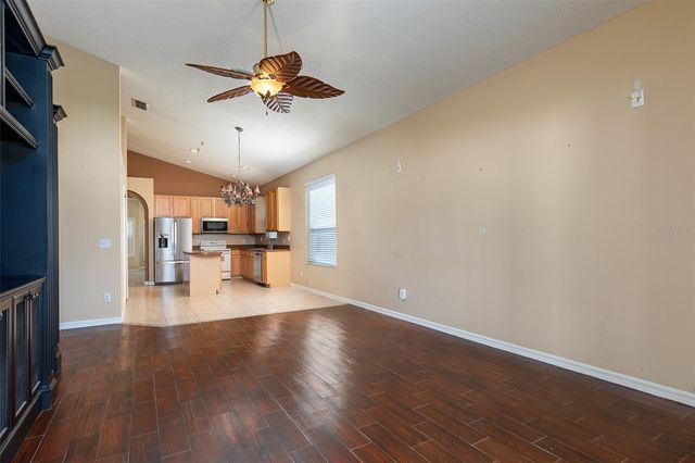 2410 SIWARD AVENUE, Orlando, FL 32828