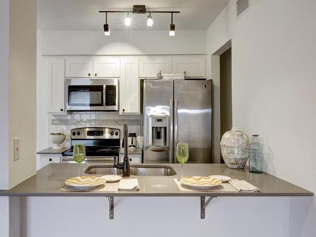 3500 Alpine CIR 1, Austin, TX 78704