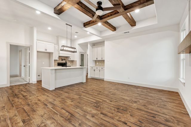 5901 S LAKESIDE HILLS Court, Granbury, TX 76048