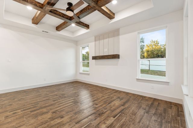 5901 S LAKESIDE HILLS Court, Granbury, TX 76048