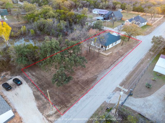 5901 S LAKESIDE HILLS Court, Granbury, TX 76048