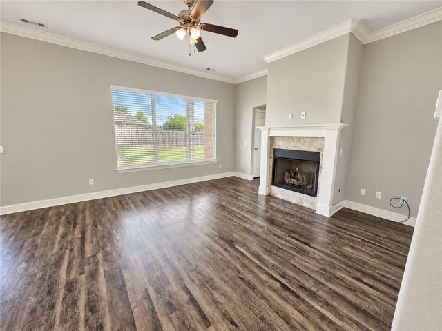 456 La Riata Street, Farmington, AR 72730