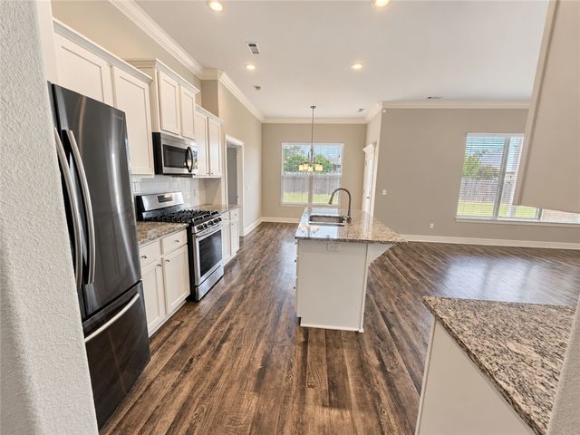 456 La Riata Street, Farmington, AR 72730