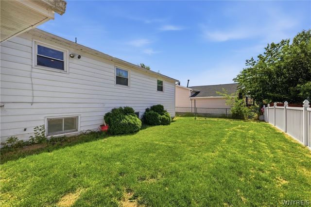 7416 Greenview Road, Niagara, NY 14304