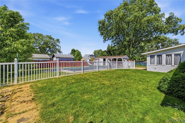 7416 Greenview Road, Niagara, NY 14304