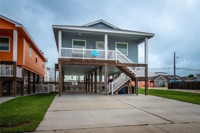 172 Paradise Pointe Dr, Port Aransas, TX 78373