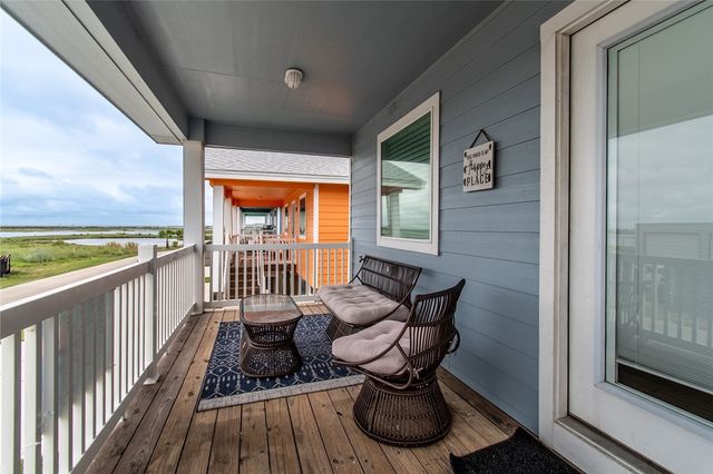 172 Paradise Pointe Dr, Port Aransas, TX 78373